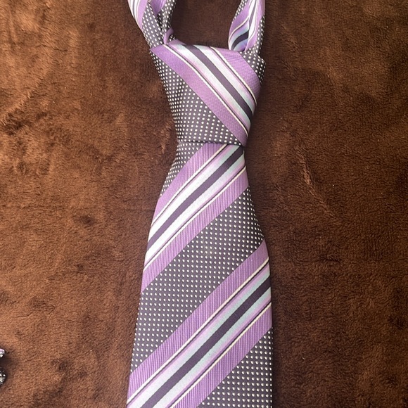 Alexander Julian Tie and pocket Square - Picture 4 of 8